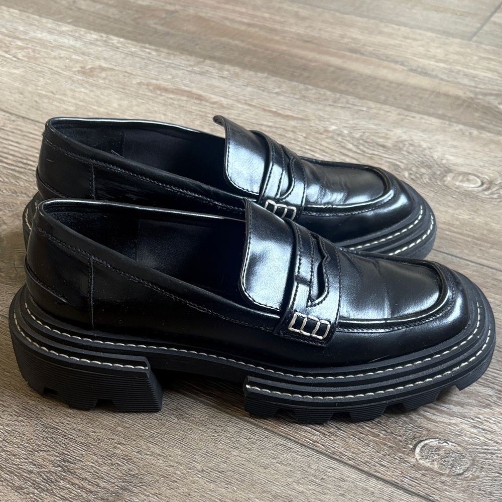 Charles & Keith Black Chunky Sole Penny Loafers White Contrast Stitching EUR 38